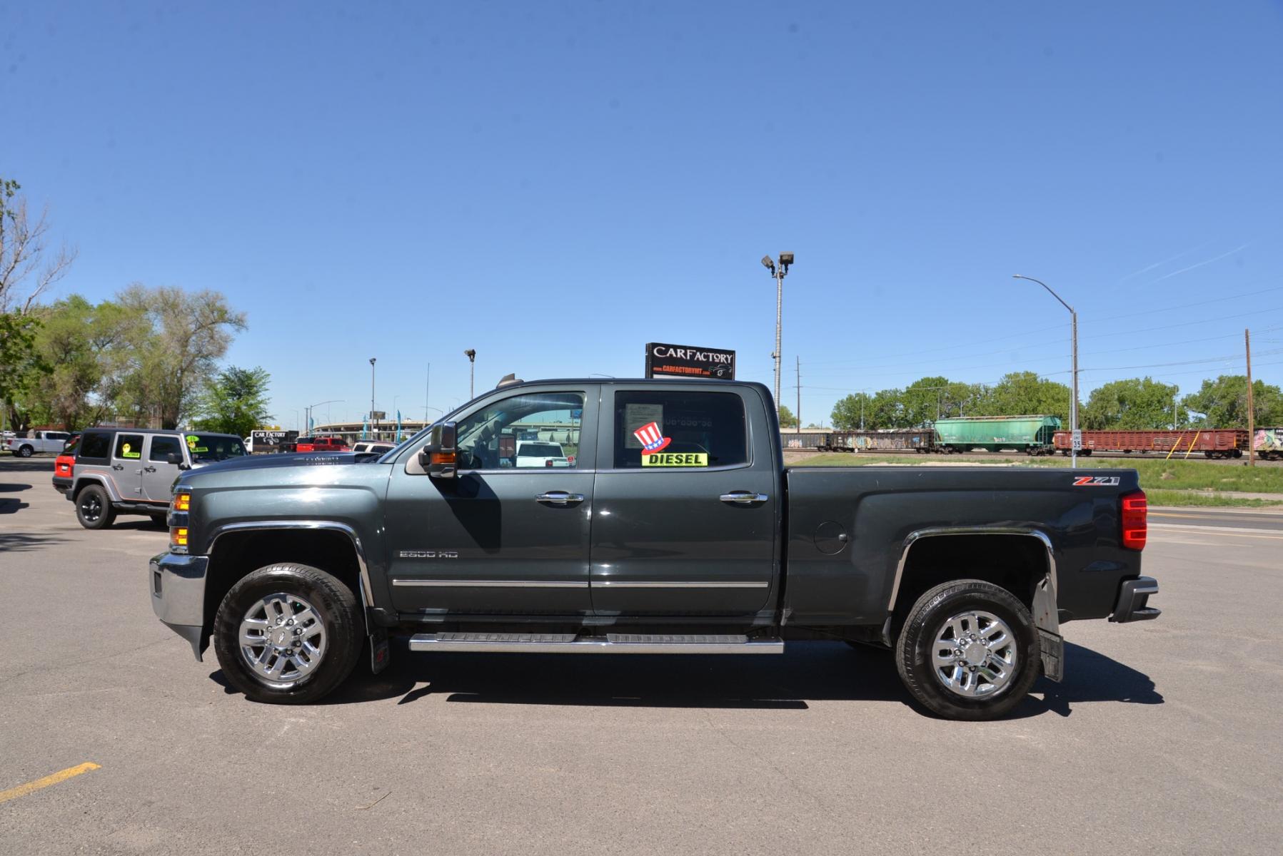 2017 Gray /Gray Leather Chevrolet Silverado 2500HD LTZ (1GC1KWEY6HF) with an 6.6 Duramax Diesel engine, Allison HD 6 speed automatic transmission, located at 4562 State Avenue, Billings, MT, 59101, (406) 896-9833, 45.769516, -108.526772 - Photo #7